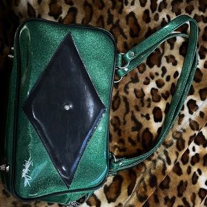 Trophy Queen Purse